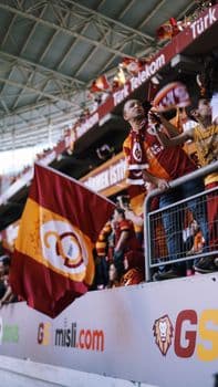 Kayserispor, Manisa FK'yı Zorlu Mücadele Sonucunda 3-2 Mağlup Etti