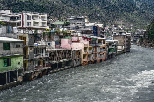 Pakistan'ın Khyber Pakhtunkhwa Eyaletinde Olağanüstü Hal İlan Edildi