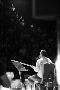Şişli'deki Konserde Fenalaşan 3 Kişiden 2'si Yaşamını Yitirdi