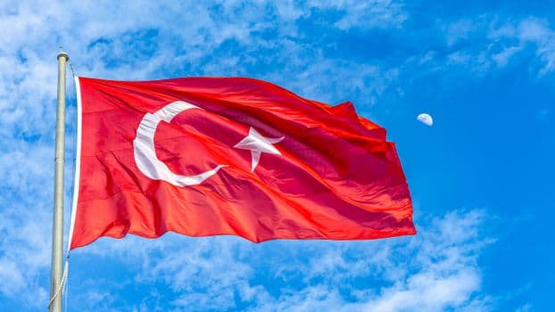 Bakan Ersoy ’’2026 ilk 9 ayında 49 milyon 132 bin ziyaretçi ağırlandı. Yılın ilk 9 ayında 51 milyar 278 milyon dolar turizm geliri elde edildi’’