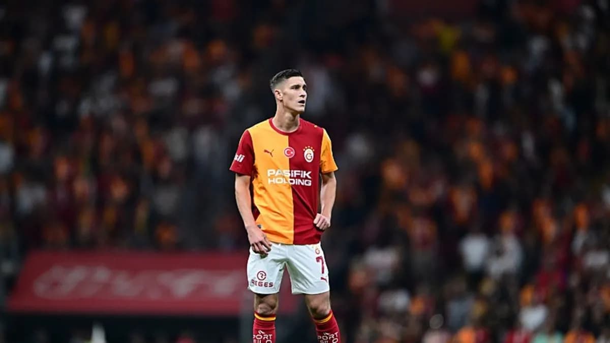 Galatasaray'da Roland Sallai Şoku: Sakatlığı Nedeniyle Milli Takım Kadrosundan Çıkarıldı