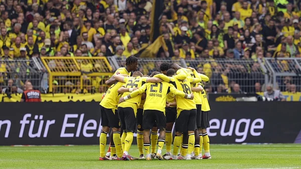 Borussia Dortmund'dan Yıllar Sonra Gelen Beşiktaş Paylaşımı: 'Kusura Bakmayın'