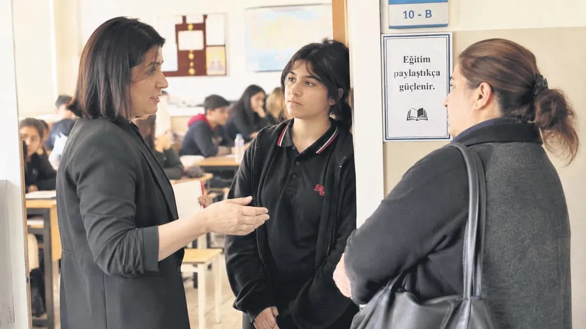 PISA 2025 Raporu Açıklandı: Veliler Okul Yönetimine Müdahale Ediyor Ancak Çocuklarıyla İlgilenmiyor