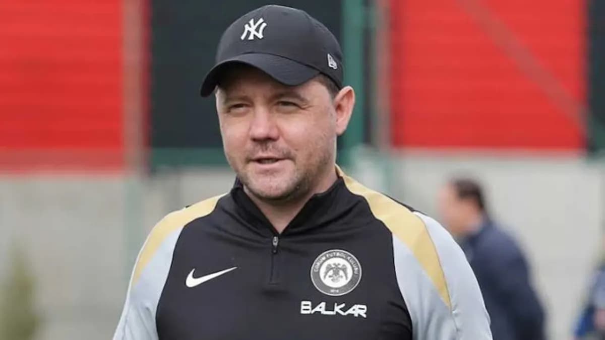 Arca Çorum FK’da sürpriz ayrılık! Uğur Uçar ile yollar ayrıldı