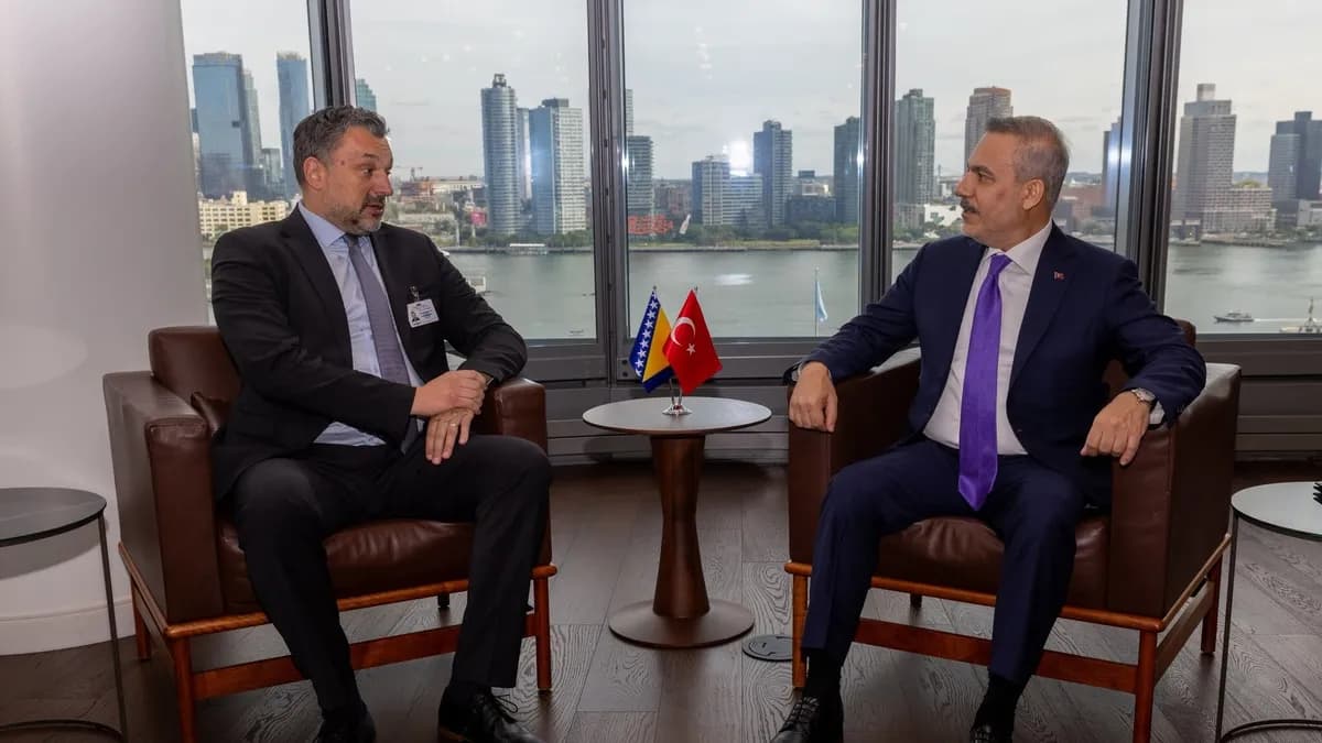 Bakan Fidan'dan Türkevi'nde yoğun diplomasi trafiği! Konakoviç ve Mateen ile görüştü