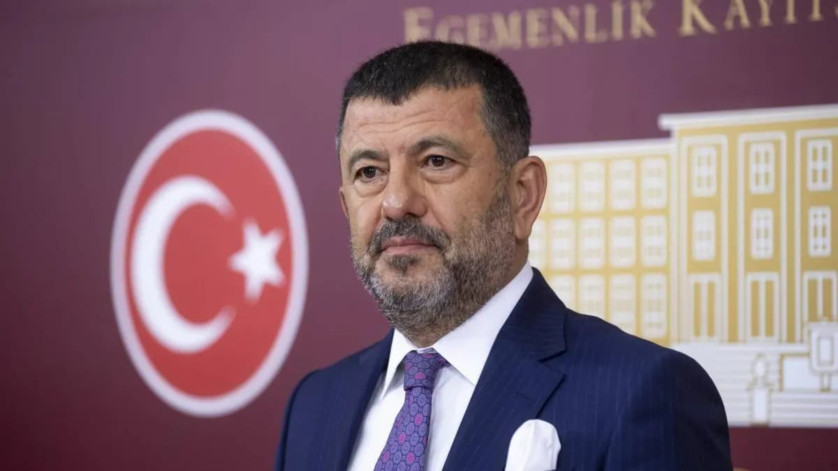 Veli Ağbaba Esnaf Ziyareti Sırasında Rahatsızlanarak Hastaneye Kaldırıldı