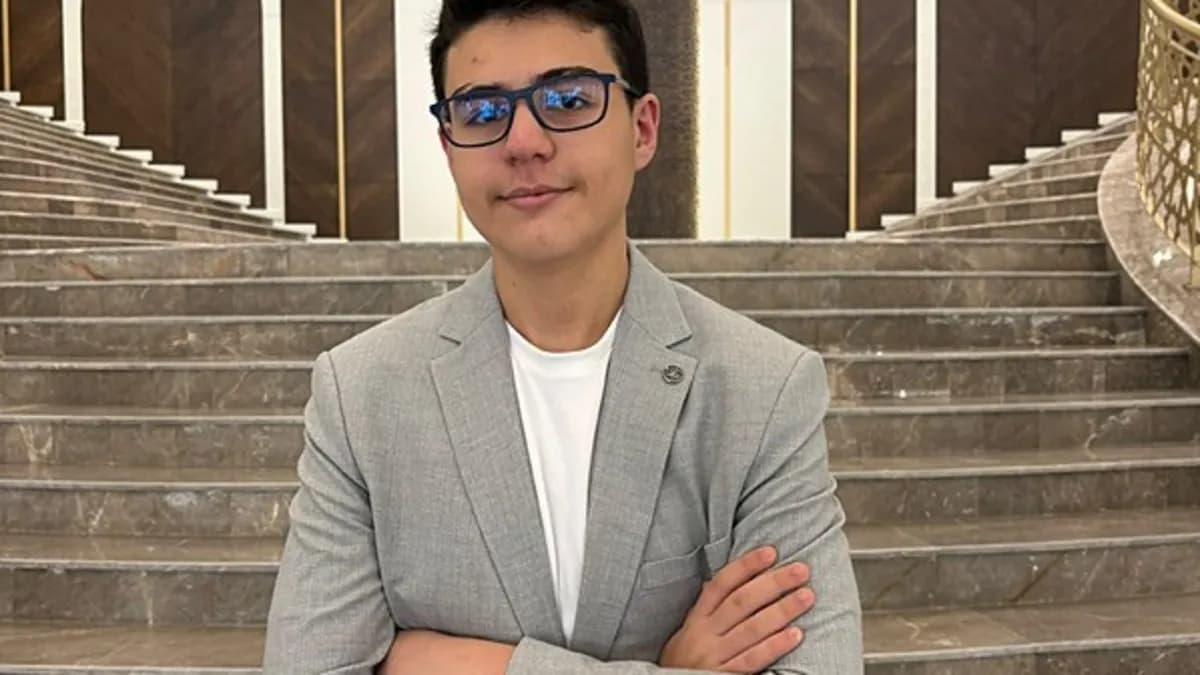 Milli satranççı Yağız Kaan Erdoğmuş'tan tarihe geçen rekor puan