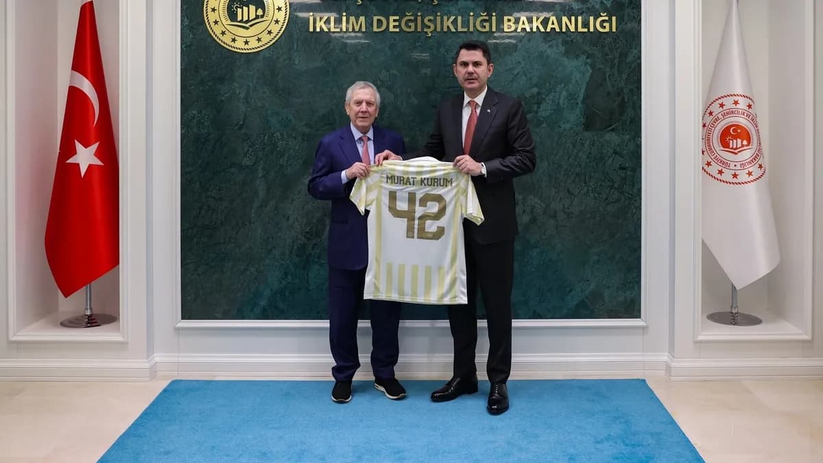 Çevre, Şehircilik ve İklim Değişikliği Bakanı Murat Kurum, Fenerbahçe Başkanı Aziz Yıldırım'ı ağırladı!