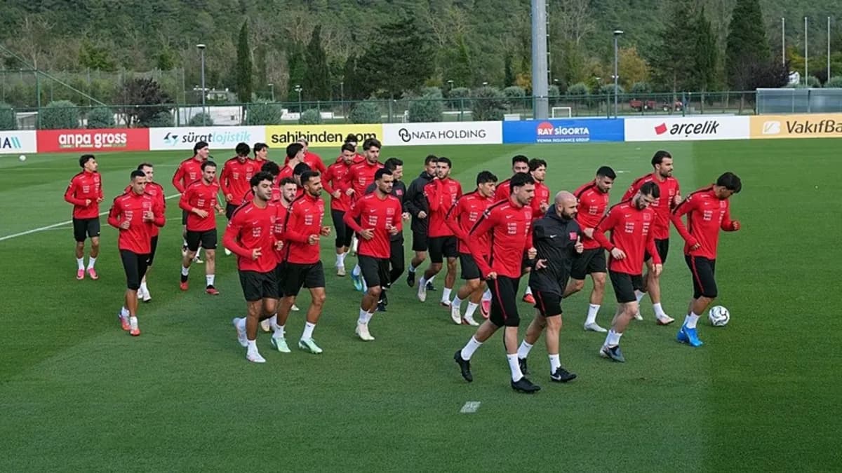 Ay-Yıldızlı Ekipte Kadro Revizyonu: İki Genç Oyuncu A Takıma Çağrıldı