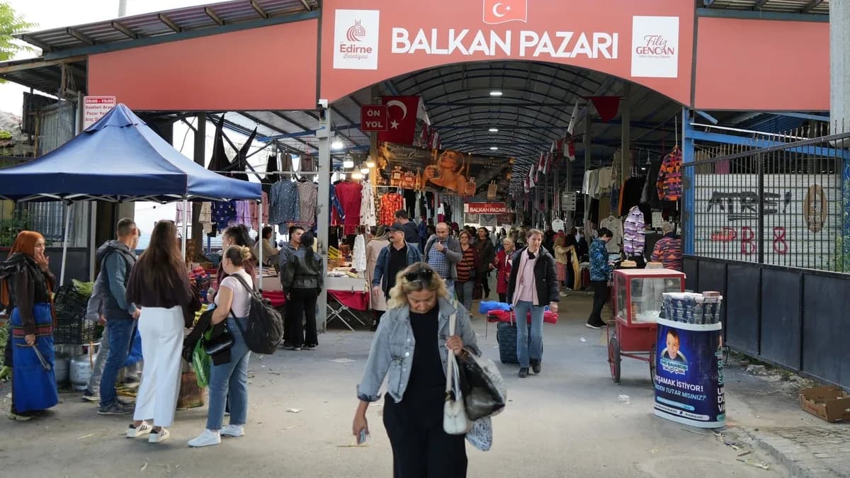 Edirne'de Bulgar turist yoğunluğu esnafı sevindirdi