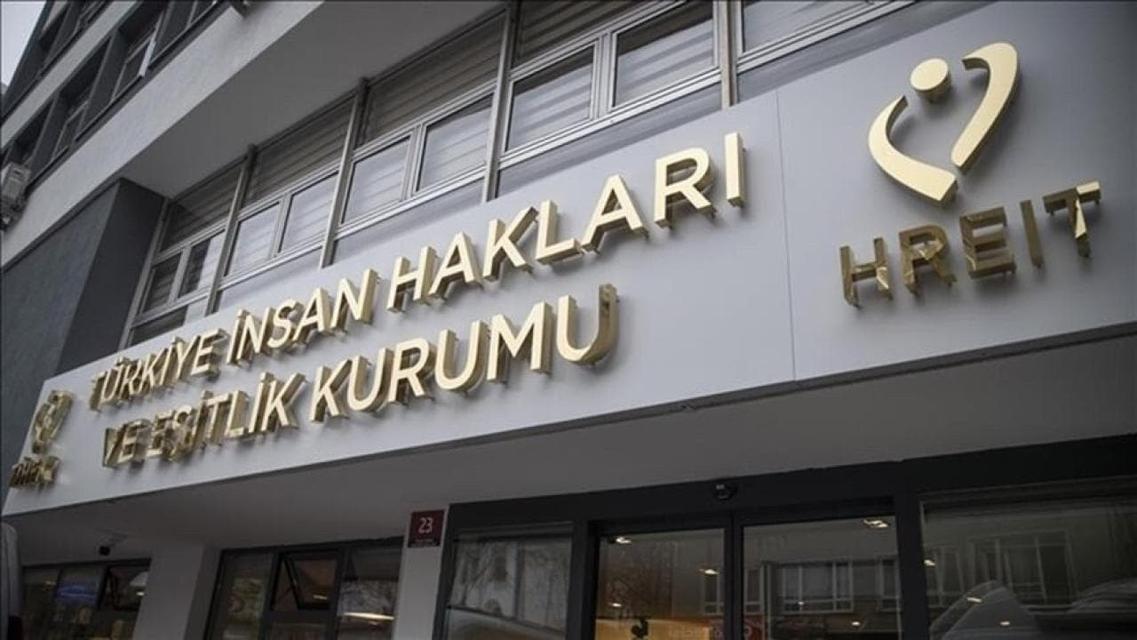 Ulusal TV Kanalları ve Düzenleyici Kuruma Engelli Erişimi İkazı