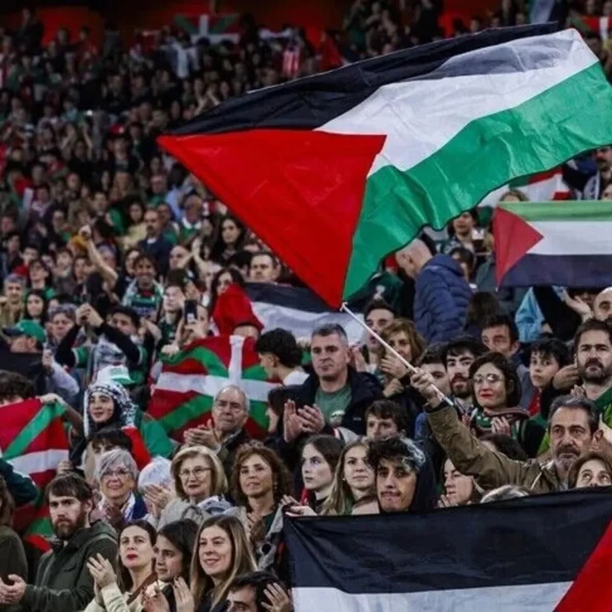 İrlanda Başbakanı Martin'den İsrail Futbol Federasyonu'na Sert Tepki: 'Açıklamalar Kabul Edilemez'