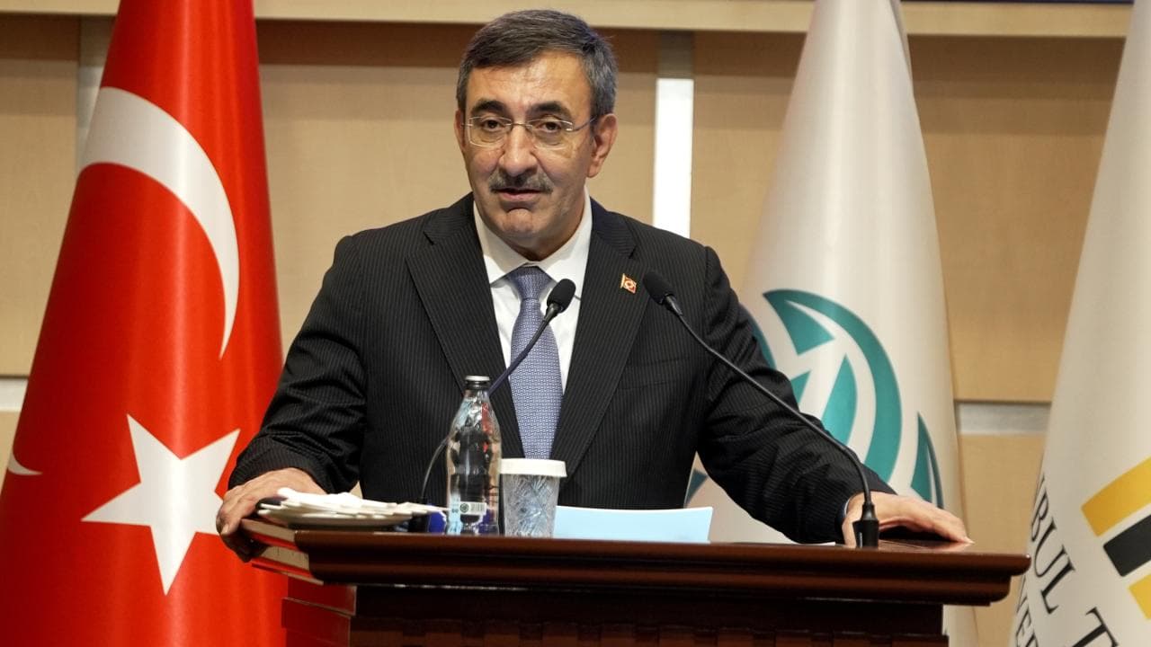 Cevdet Yılmaz: Ekonomimizi geleceğe taşımak zorundayız