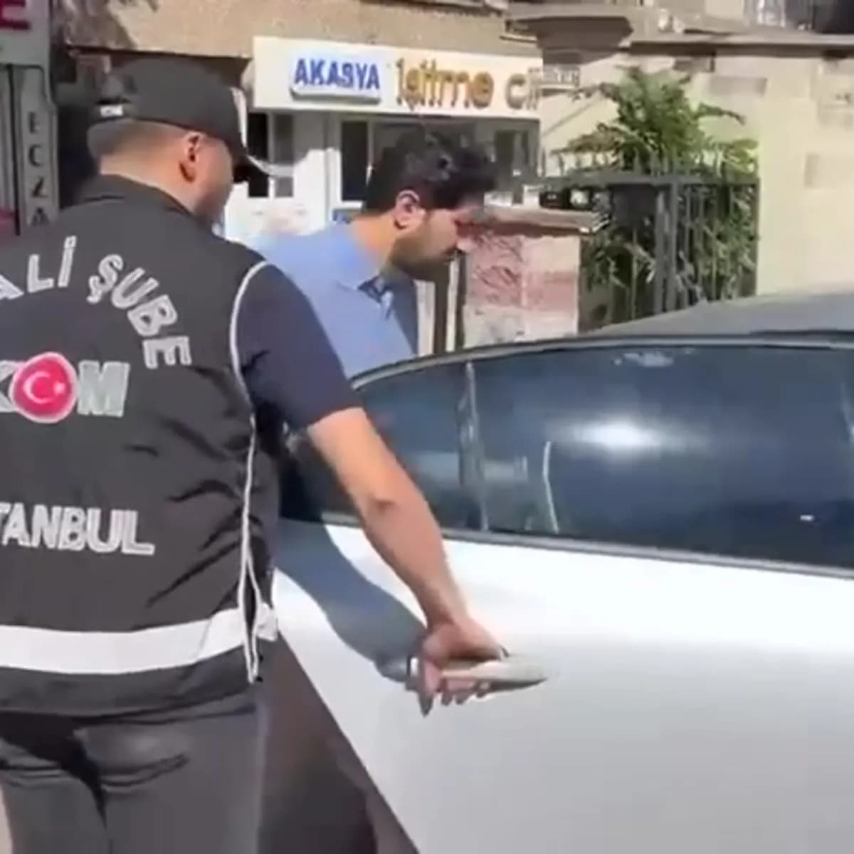 Pusula patronu Serdar Turhan’ın gözaltı görüntüleri ortaya çıktı