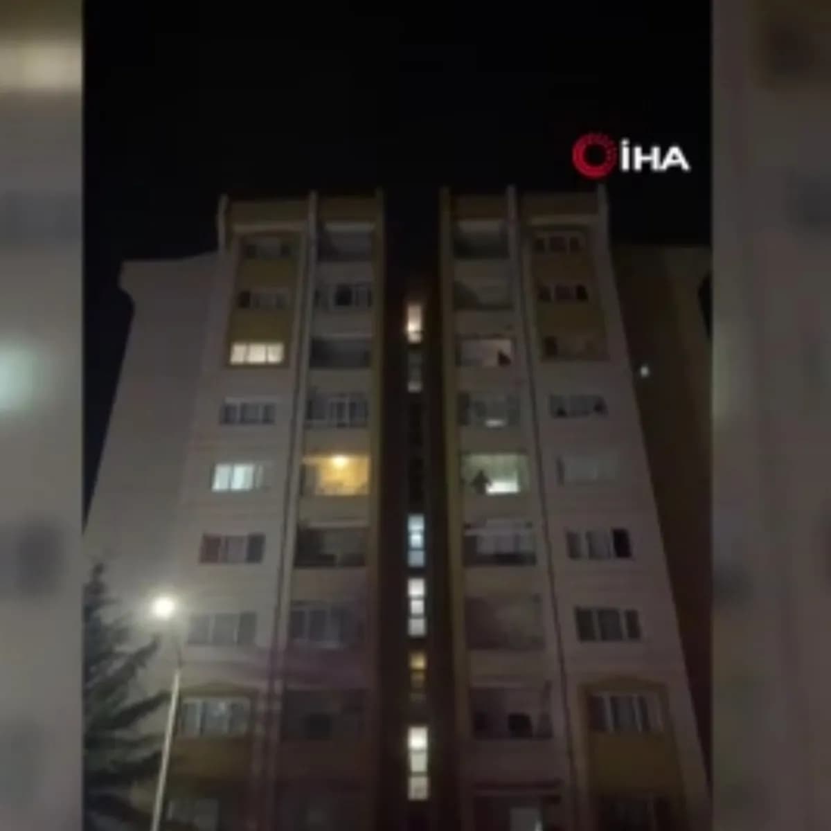 Etimesgut'ta elektrik kaçağı nedeniyle yangın! Vatandaşlar tahliye edildi