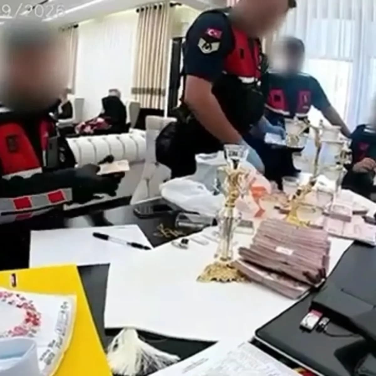Yahşihan soruşturmasında Ahmet Sungur'un evinde para çıktı!
