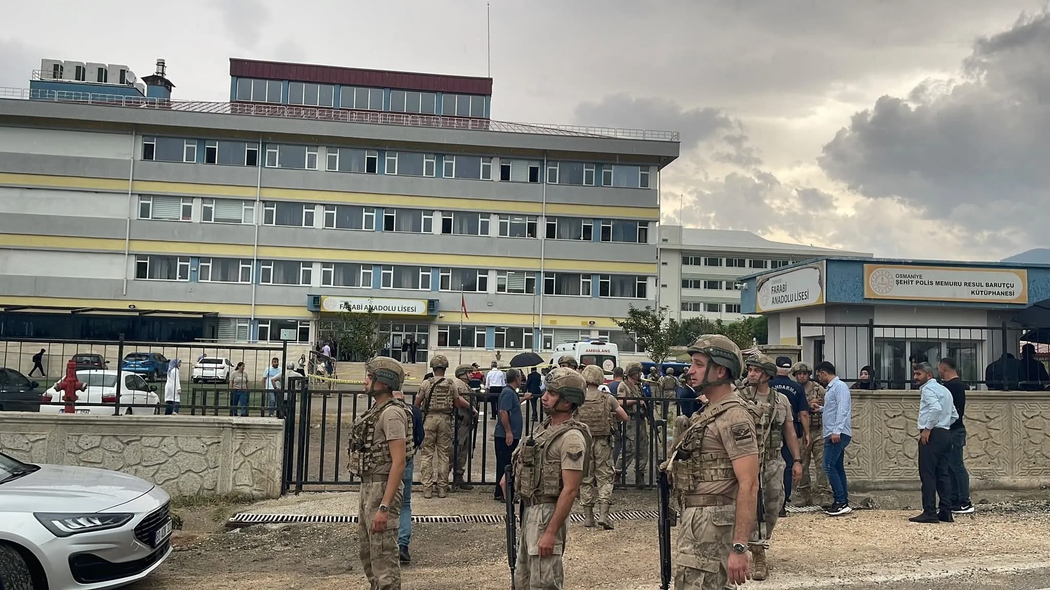 Osmaniye’de okul bahçesinde öğretmene silahlı saldırı! Gözaltına alınan saldırgan öz yeğeni çıktı