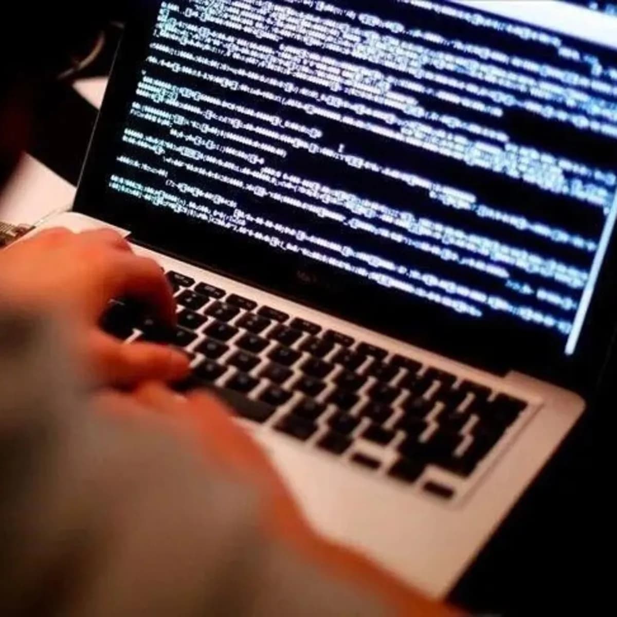 Ankara'da sanal devriye: 417 internet sitesine erişim engellendi