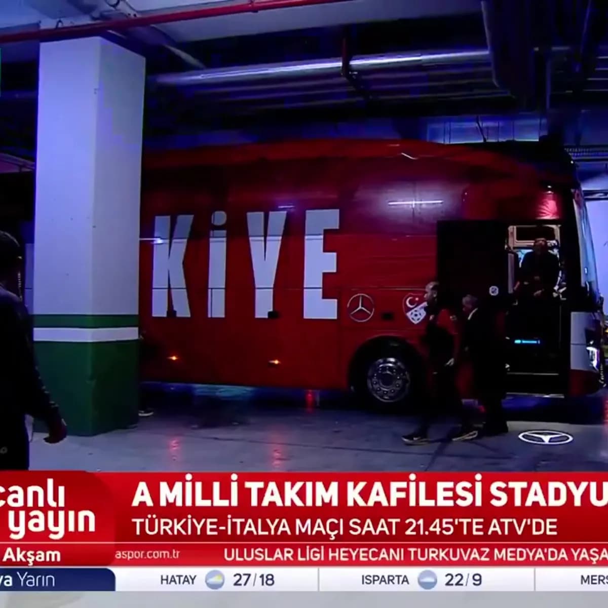 Milliler İtalya maçı için stadyuma vardı!