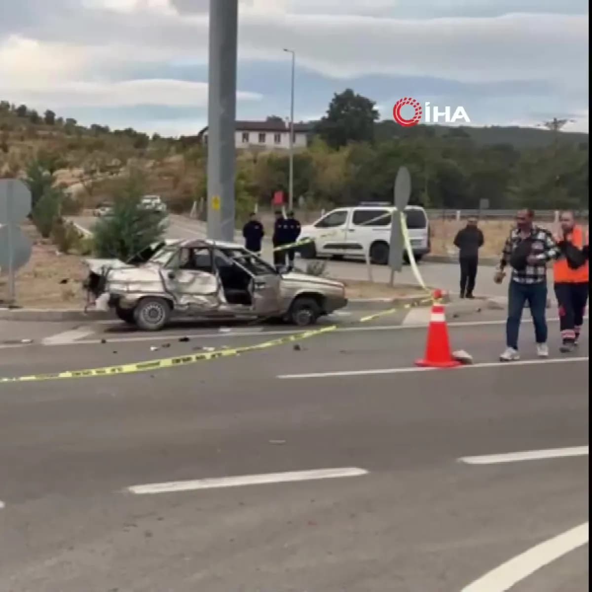 Çanakkale'de feci kaza! Yolcu otobüsü otomobile çarptı: 2 ölü
