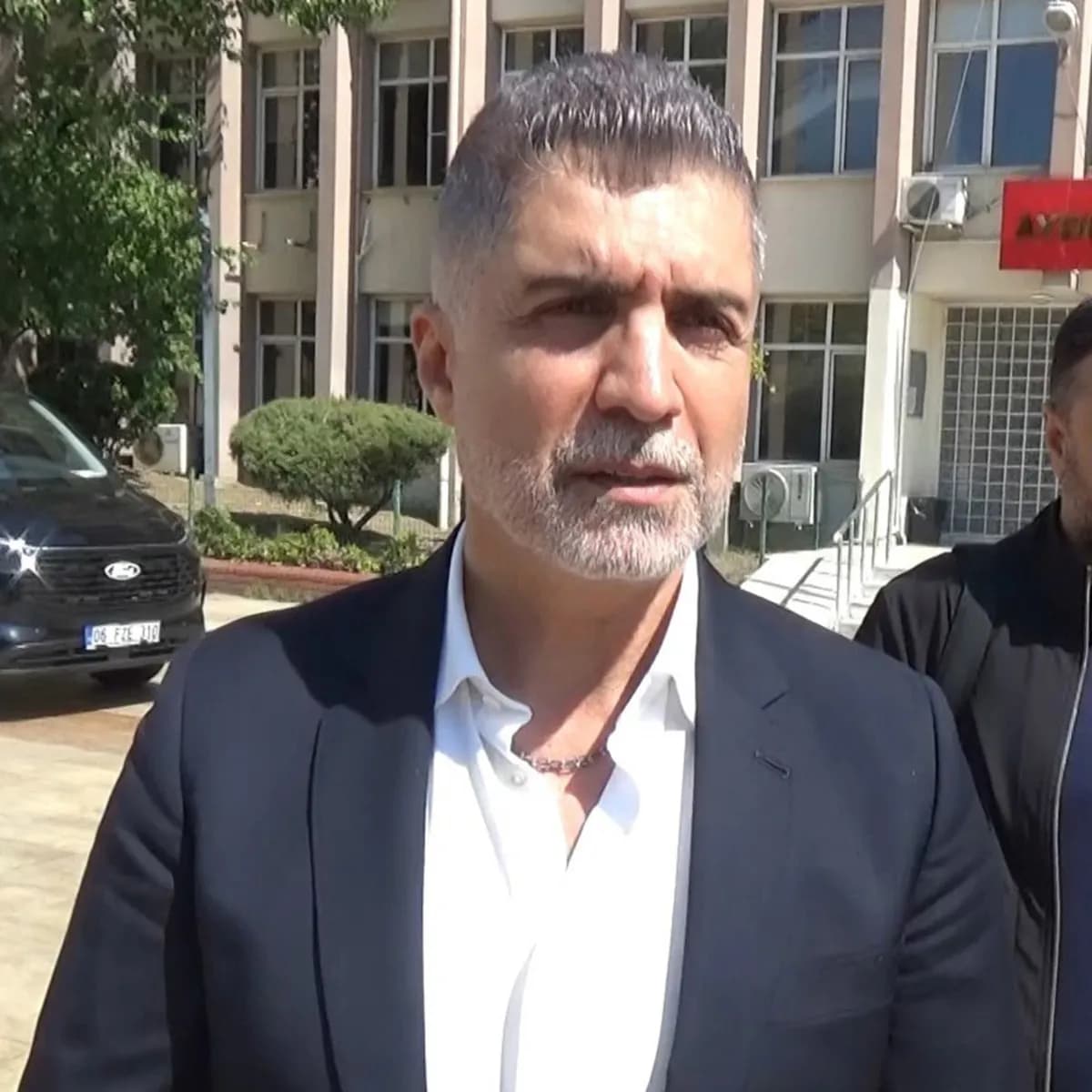 Özcan Deniz’in aile krizinde yeni perde: Ercan Deniz’den suç duyurusu