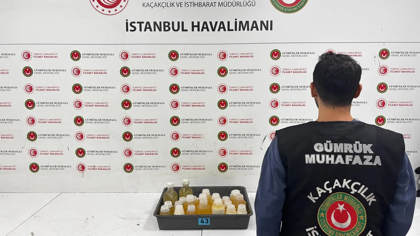 İstanbul Havalimanı'nda tonlarca uyuşturucu operasyonu: Onlarca kilo kokain yakalandı