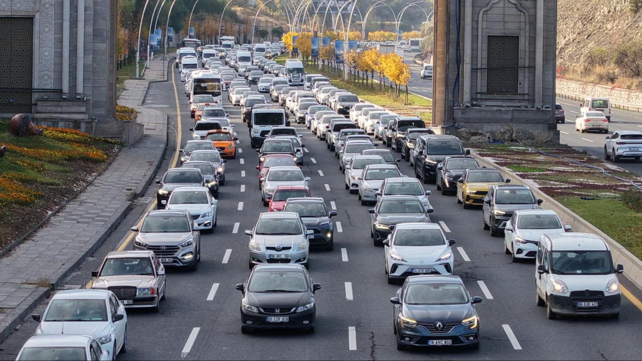Türkiye Otomotiv Pazarında Yılın İlk 9 Ayında Satışlar Yüzde 13,3 Geriledi