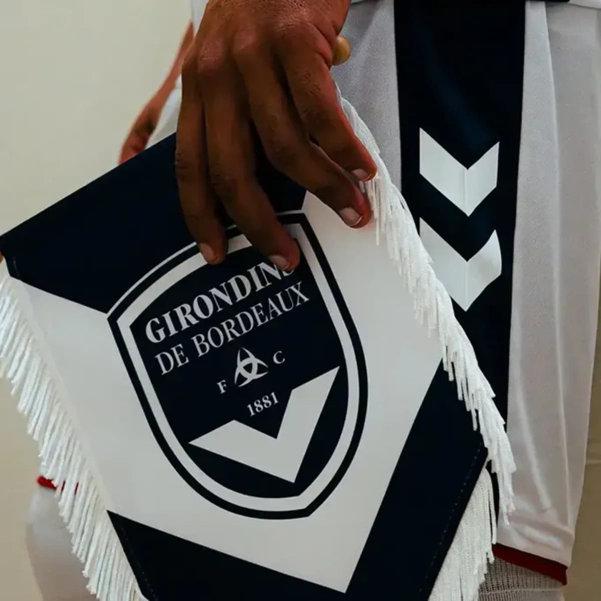 Fransız futbolunda devir teslim: Bordeaux 1 avroya Amerikan fonuna satıldı