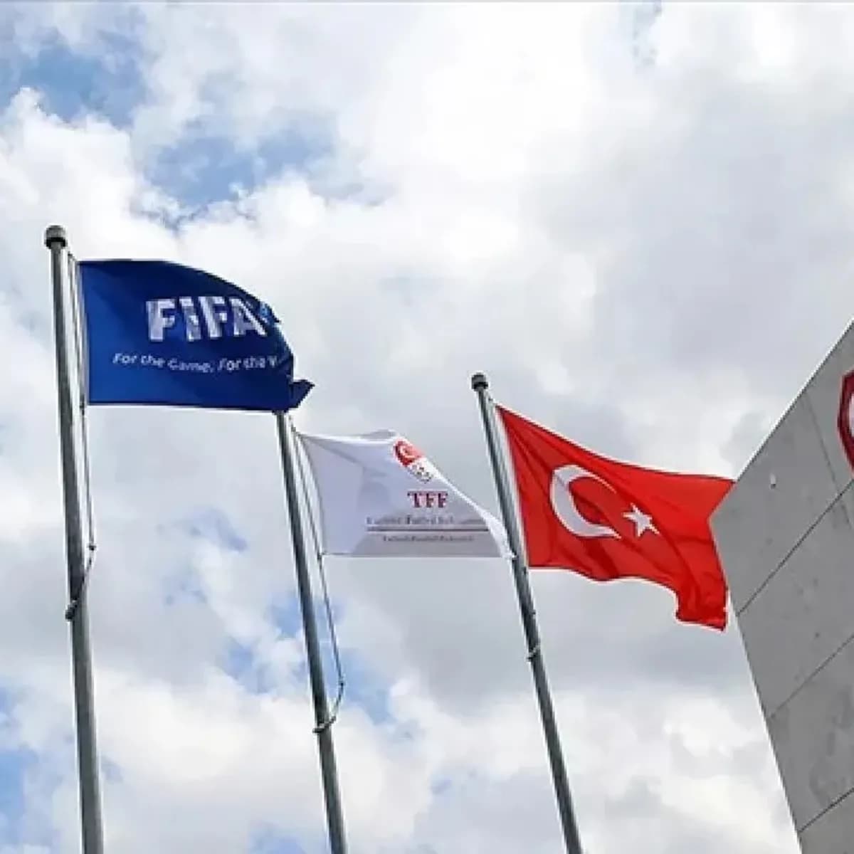 Hakemler Derneği İstanbul Şubesine fesih davası: “Söz dinleyen” ve “diğerleri” diye fişlemişler