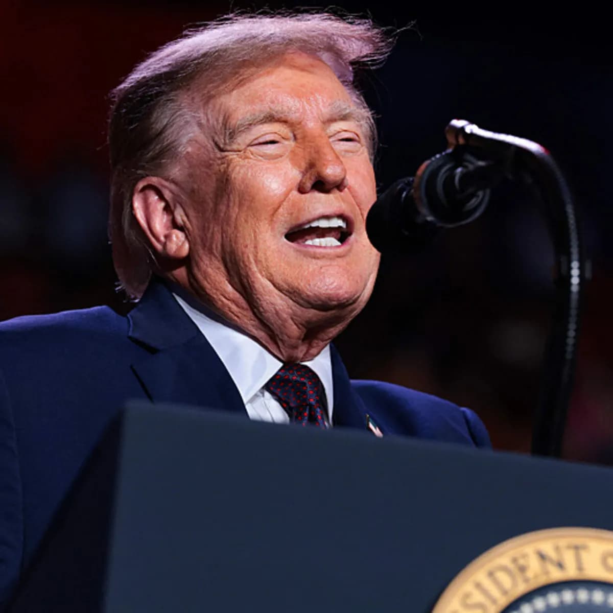 Trump: Erdoğan ile her zaman görüşüyorum, o benim dostum