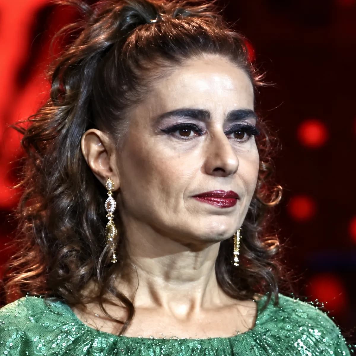 Yıldız Tilbe'den yapay zekâ ile hazırlanan görüntülere tepki