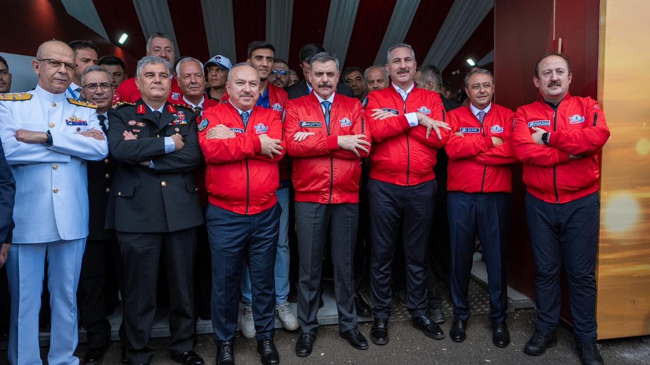 Bakan Çiftçi TEKNOFEST Güneydoğu'daki Teknolojik Gelişmeleri İnceledi