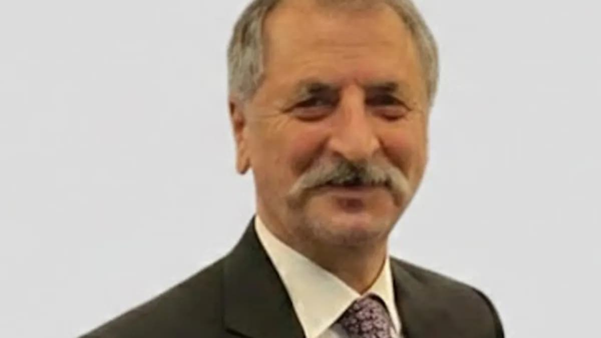Siyaset Dünyasının Yanıt Bekleyen İki Temel Sorusu