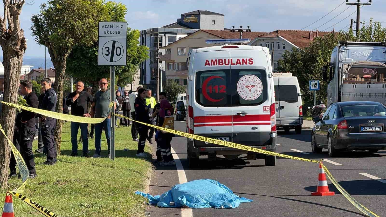 Düzce'de Motosiklet Kazası: Bir Kişi Yaşamını Yitirdi, Bir Kişi Ağır Yaralandı