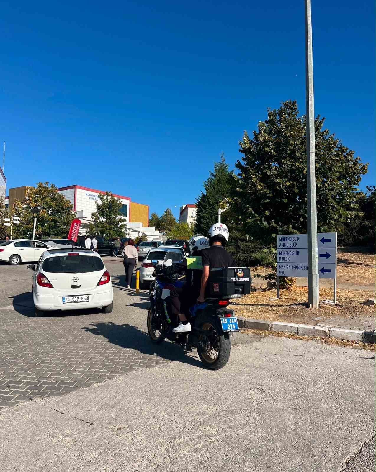 Kimliğini Unutan KPSS Adayına Jandarmadan Hızlı Yardım
