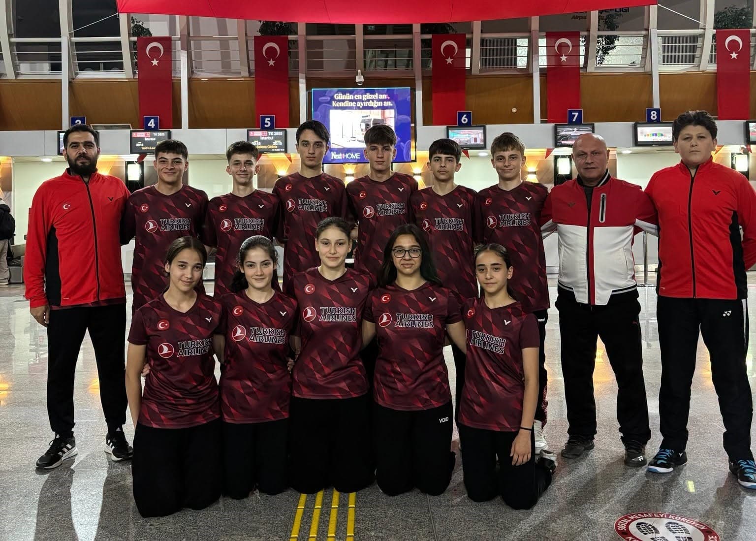15 Yaş Altı Badminton Milli Takımı Avrupa Şampiyonası Hazırlıklarını Erzincan'da Tamamladı