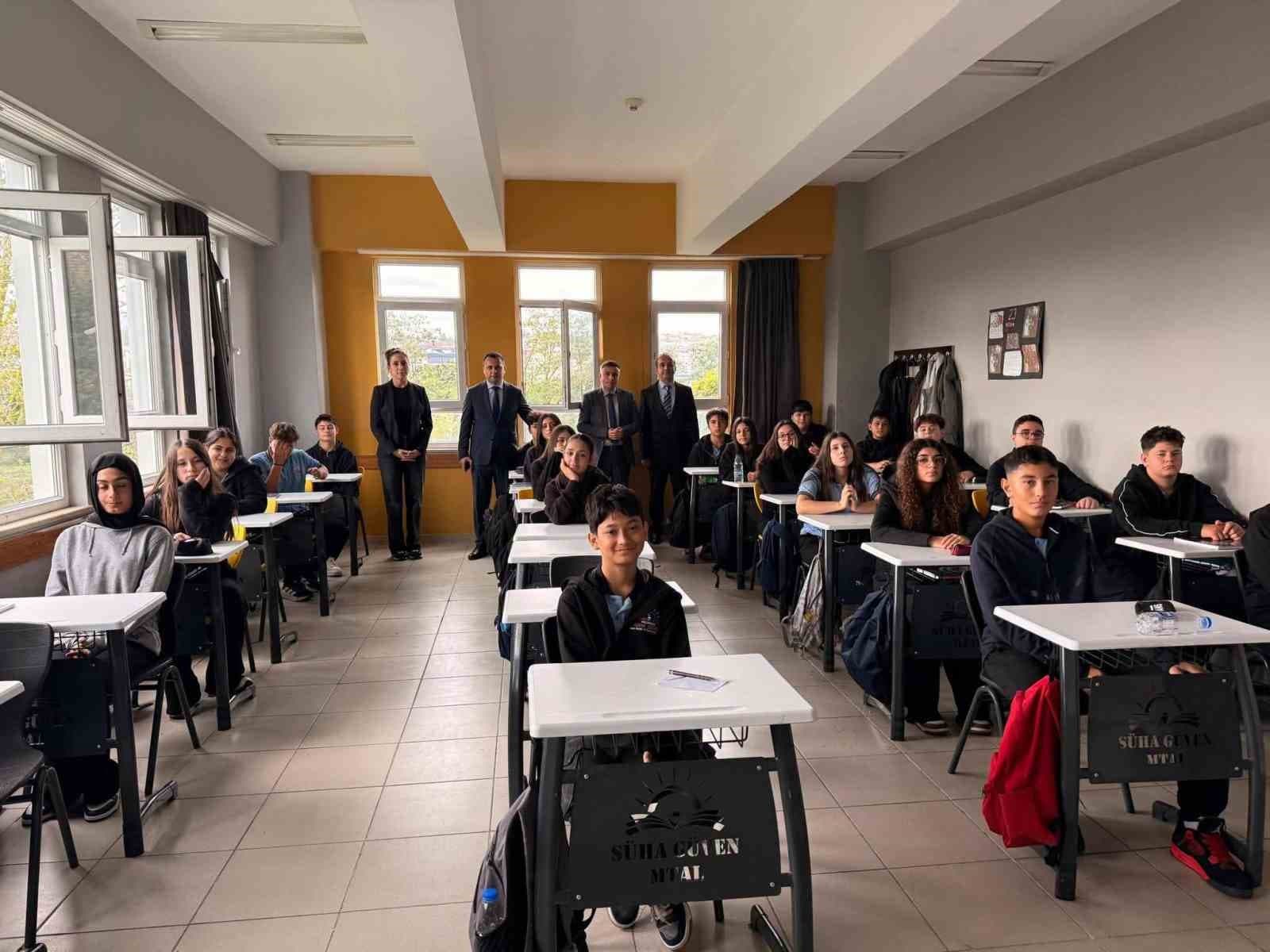 Kaymakam Uzan'dan Süha Güven Turizm Mesleki ve Teknik Anadolu Lisesi'ne Ziyaret