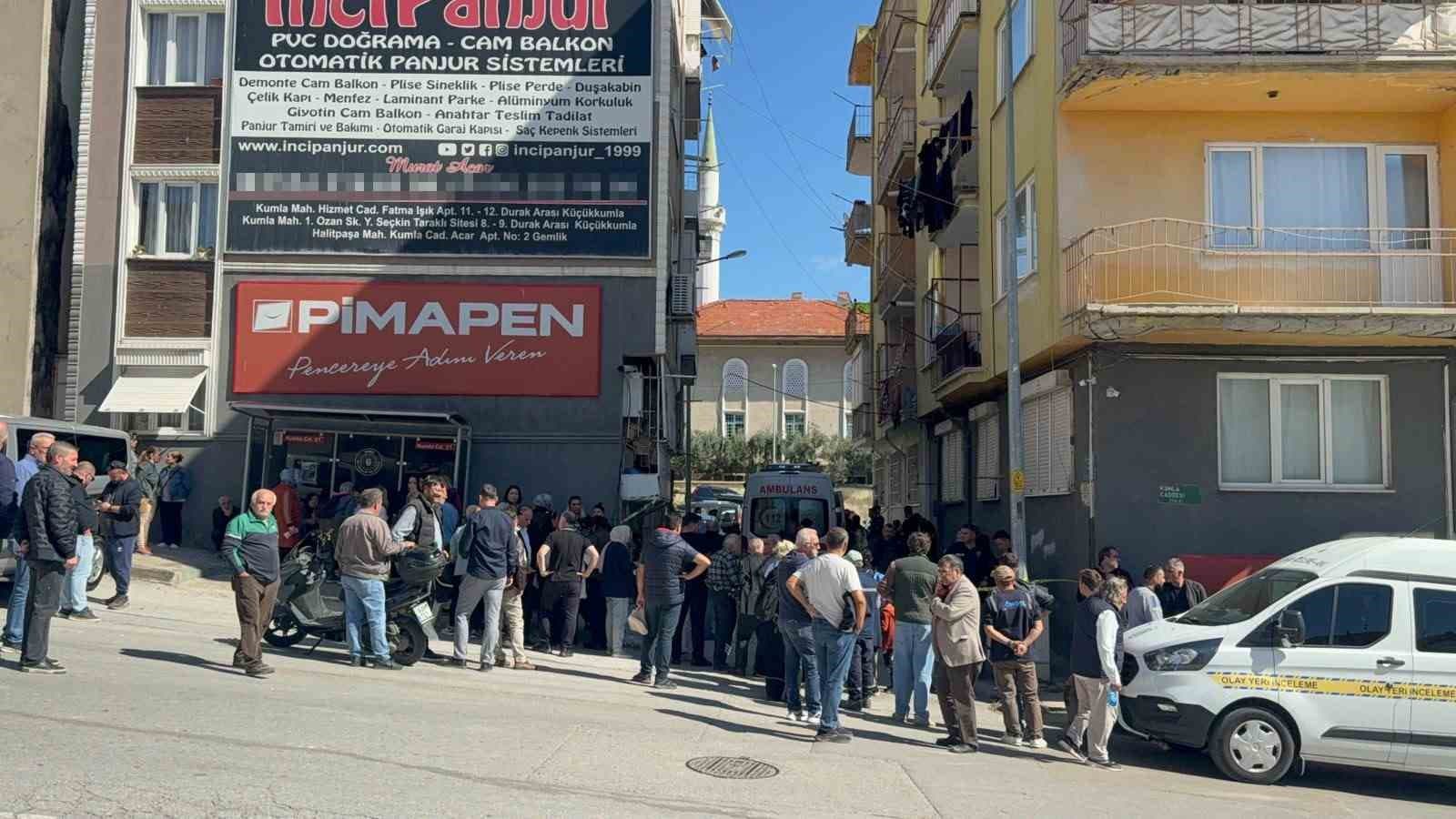 Gemlik'te Evlerinde Ölü Bulunan Çift İçin Cinayet Şüphesi
