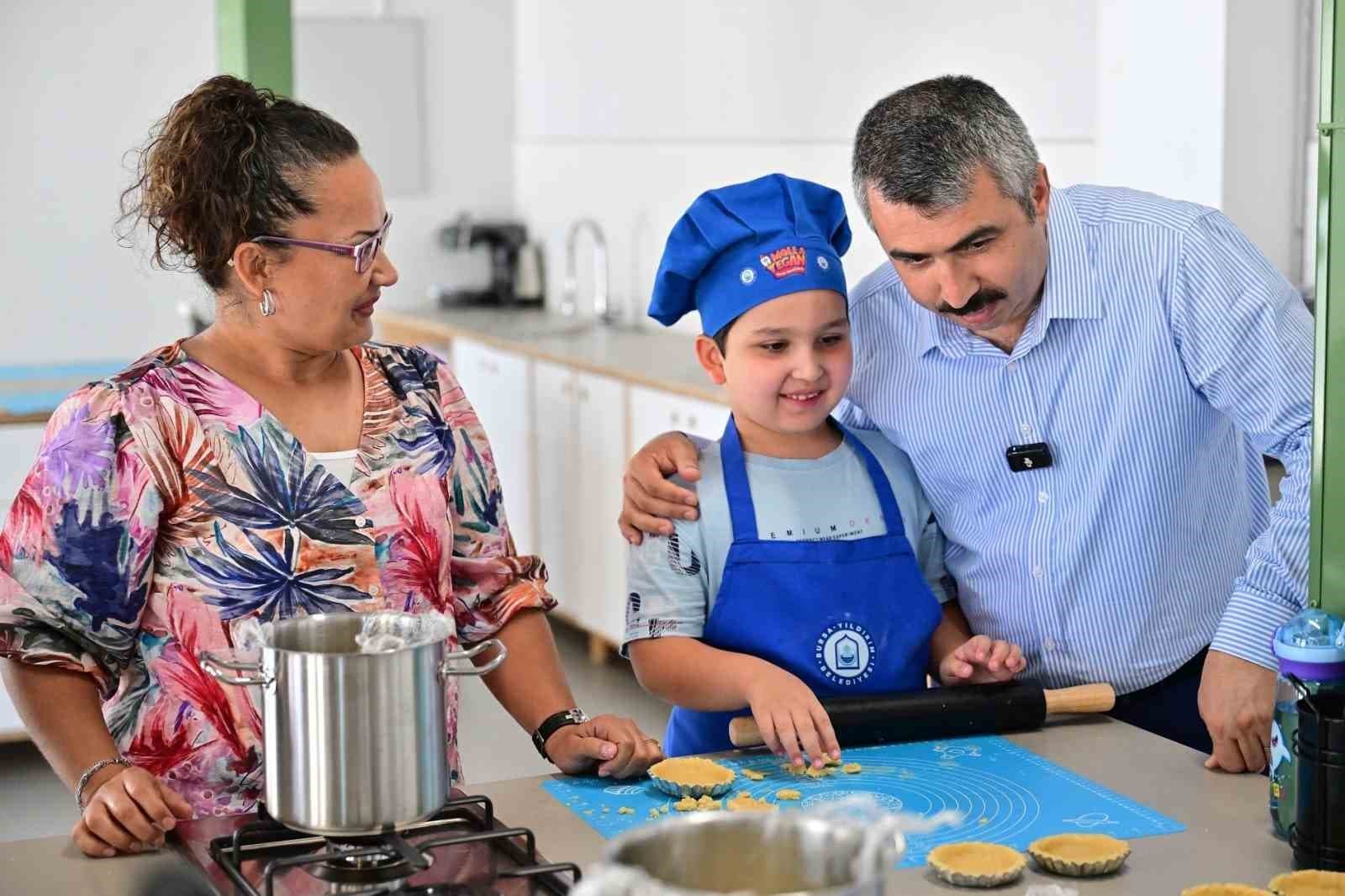Molla Yegan Çocuk Üniversitesi'nde Yeni Eğitim Dönemi Başlıyor