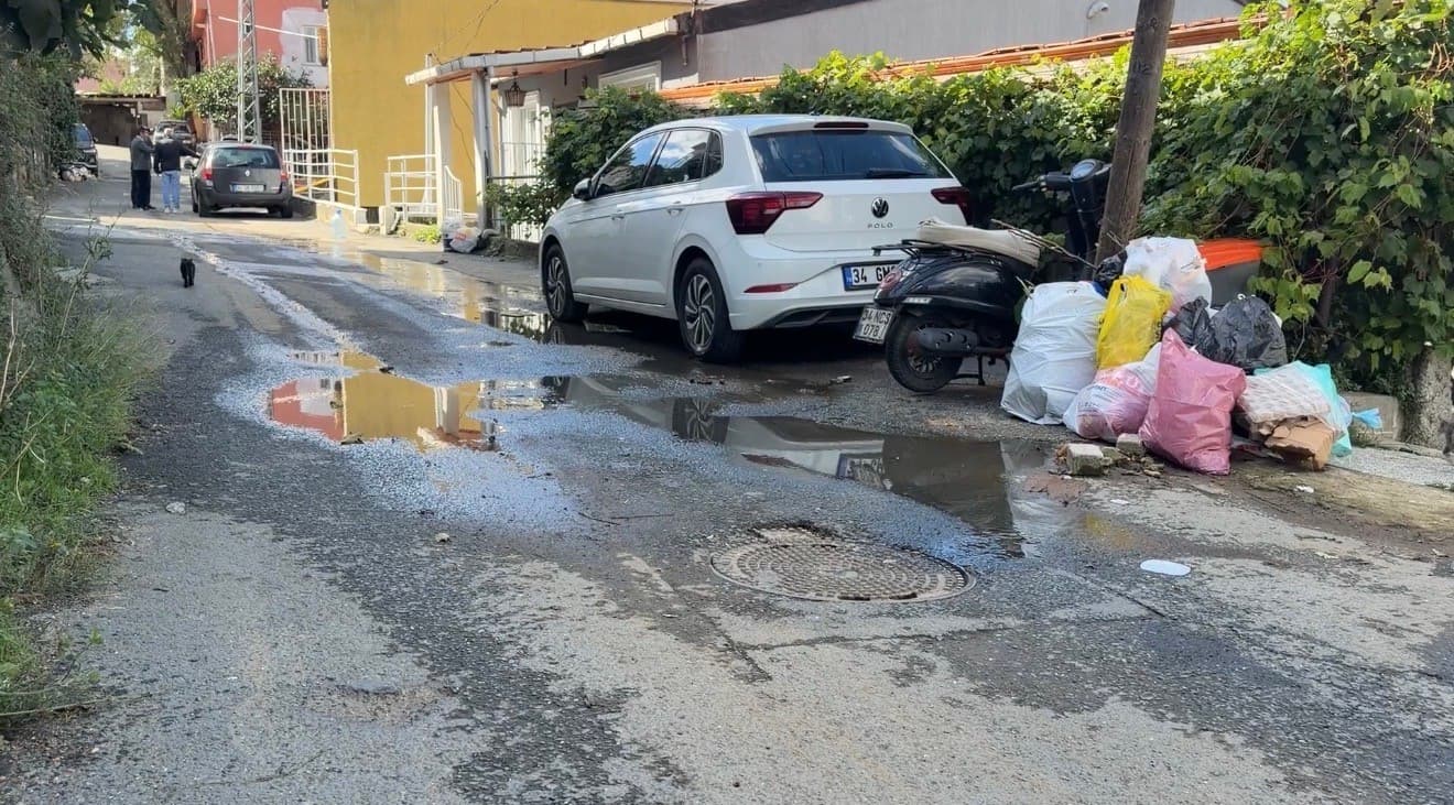 Sarıyer'de Kanalizasyon Çilesi: Mahalleli Kendi İmkanlarıyla Çözüm Arıyor