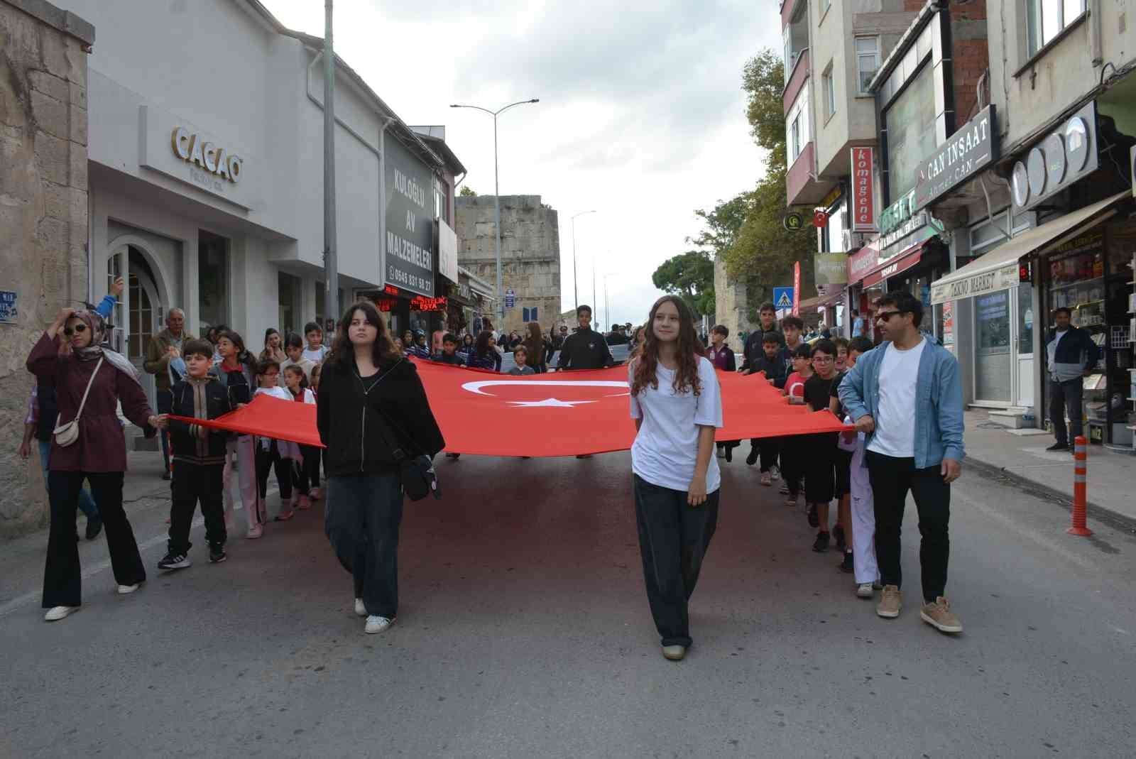 Sinop’ta Amatör Spor Haftası yürüyüşle başladı