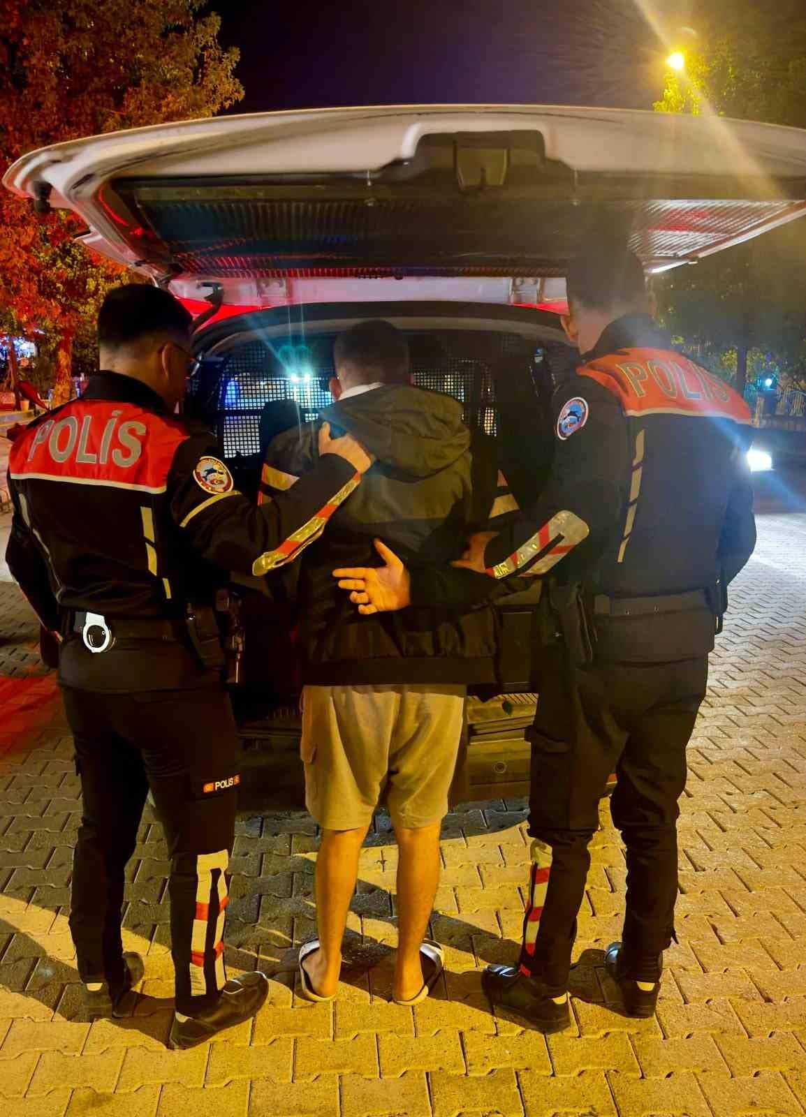Muğla'da Aranan Şahıslara Yönelik Operasyon: 121 Gözaltı
