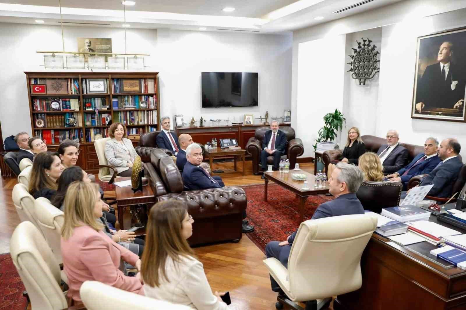 Erzincan Binali Yıldırım Üniversitesi ve Ankara Üniversitesi Arasında İş Birliği Görüşmeleri