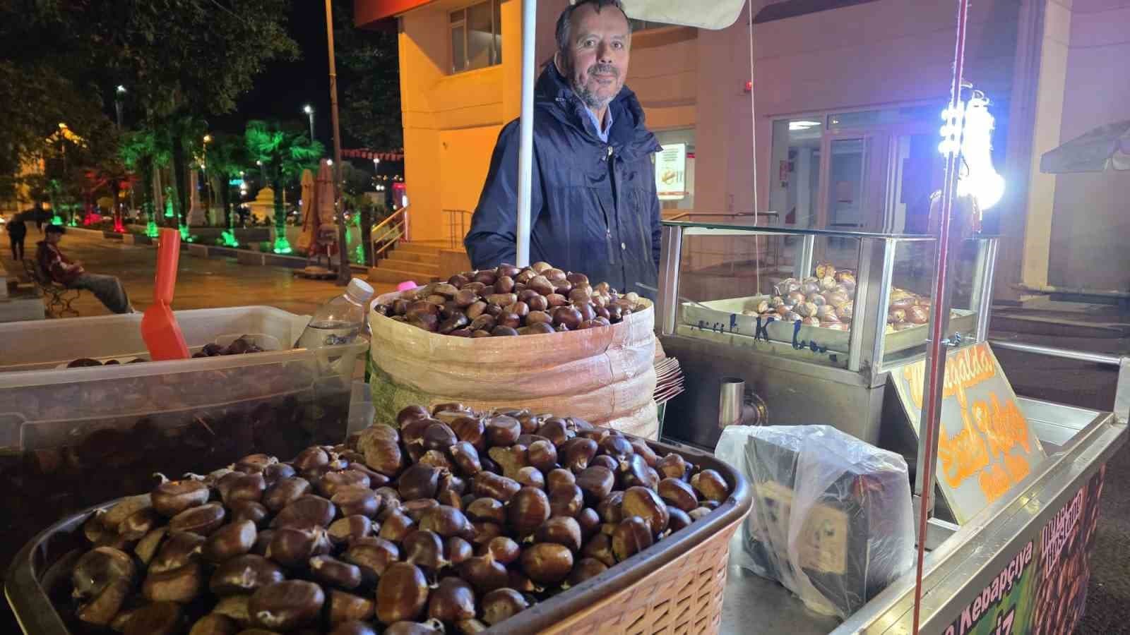 Bandırma'da Kestane Fiyatları El Yakıyor