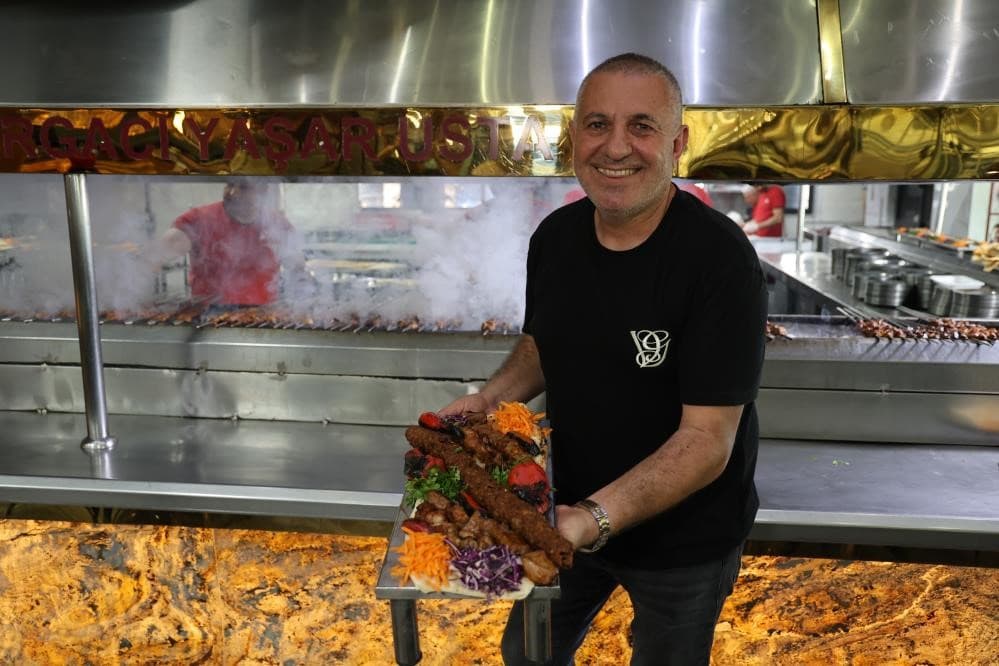 Kaburgacı Yaşar Usta, 10. Uluslararası Adana Lezzet Festivali'ne Sponsor Oldu