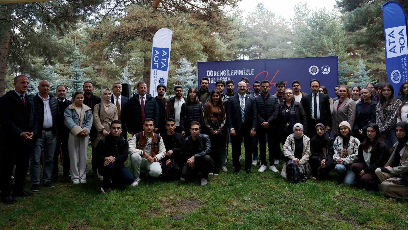 Rektör Prof. Dr. Ahmet Hacımüftüoğlu Yeni Akademik Yılda Öğrencilerle Buluştu