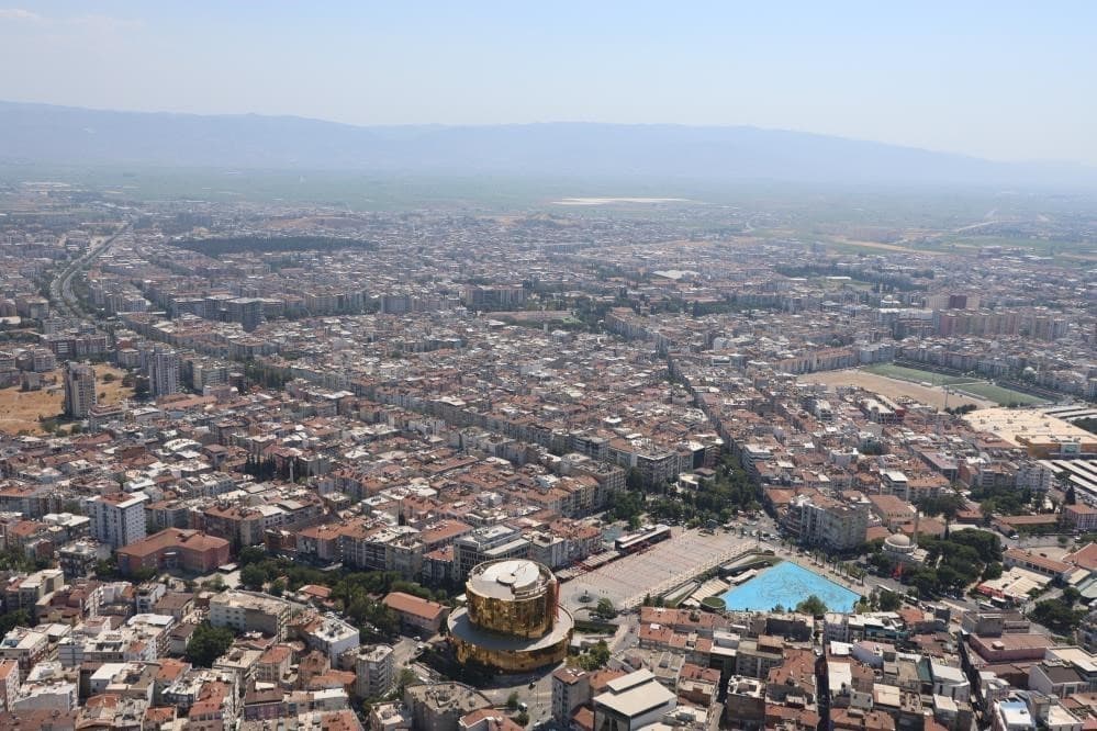 Aydın'da İkamet İzinli Yabancı Sayısı Artarken Suriyeli Nüfusu Geriledi