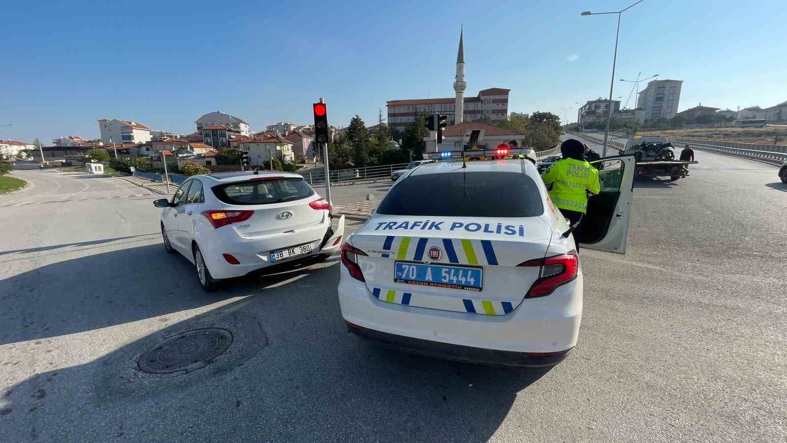 Karaman'da Trafik Kazası: Motosiklet Sürücüsü Yaralandı