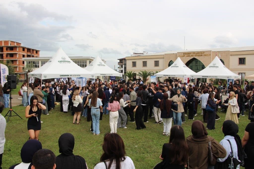 OMÜ'nün Yeni Öğrencileri MKG Uyum Fest’26 ile Karşılandı