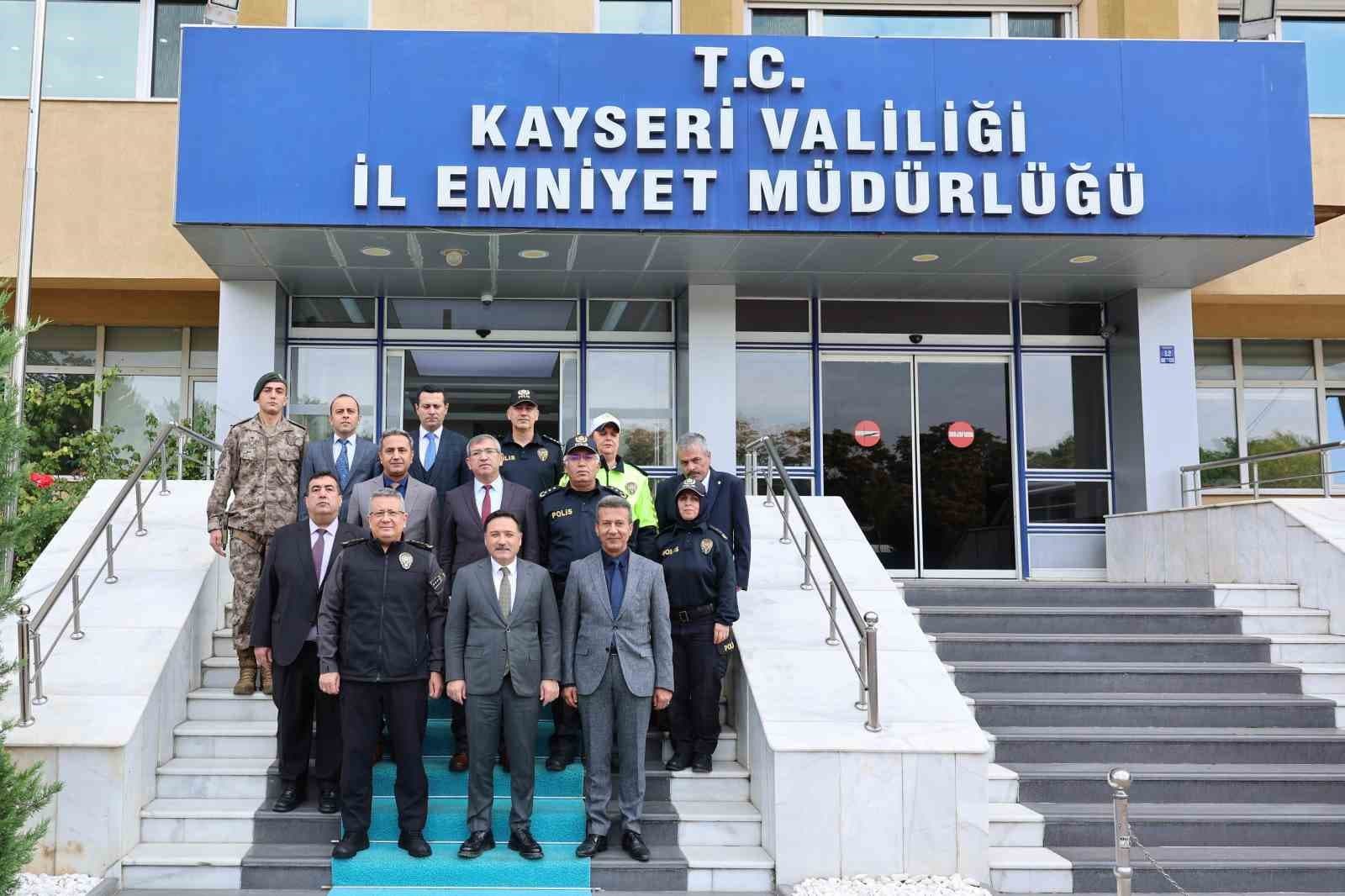 Vali Gökmen Çiçek'ten Emniyet Müdürü Sinan Ergen'e Ziyaret